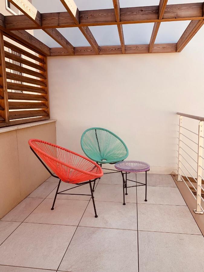 INTERNO 2 Este centro Exterior foto